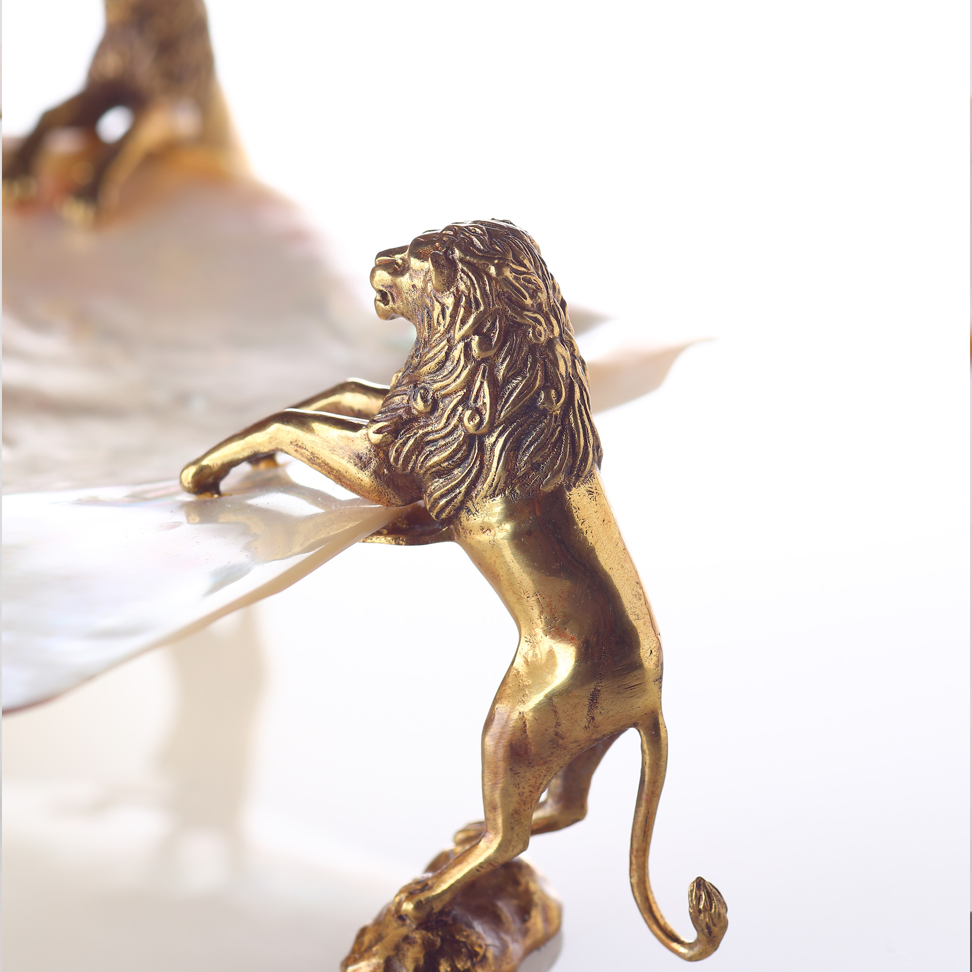 ゴールドラッカー仕上げ 縁起物 置物