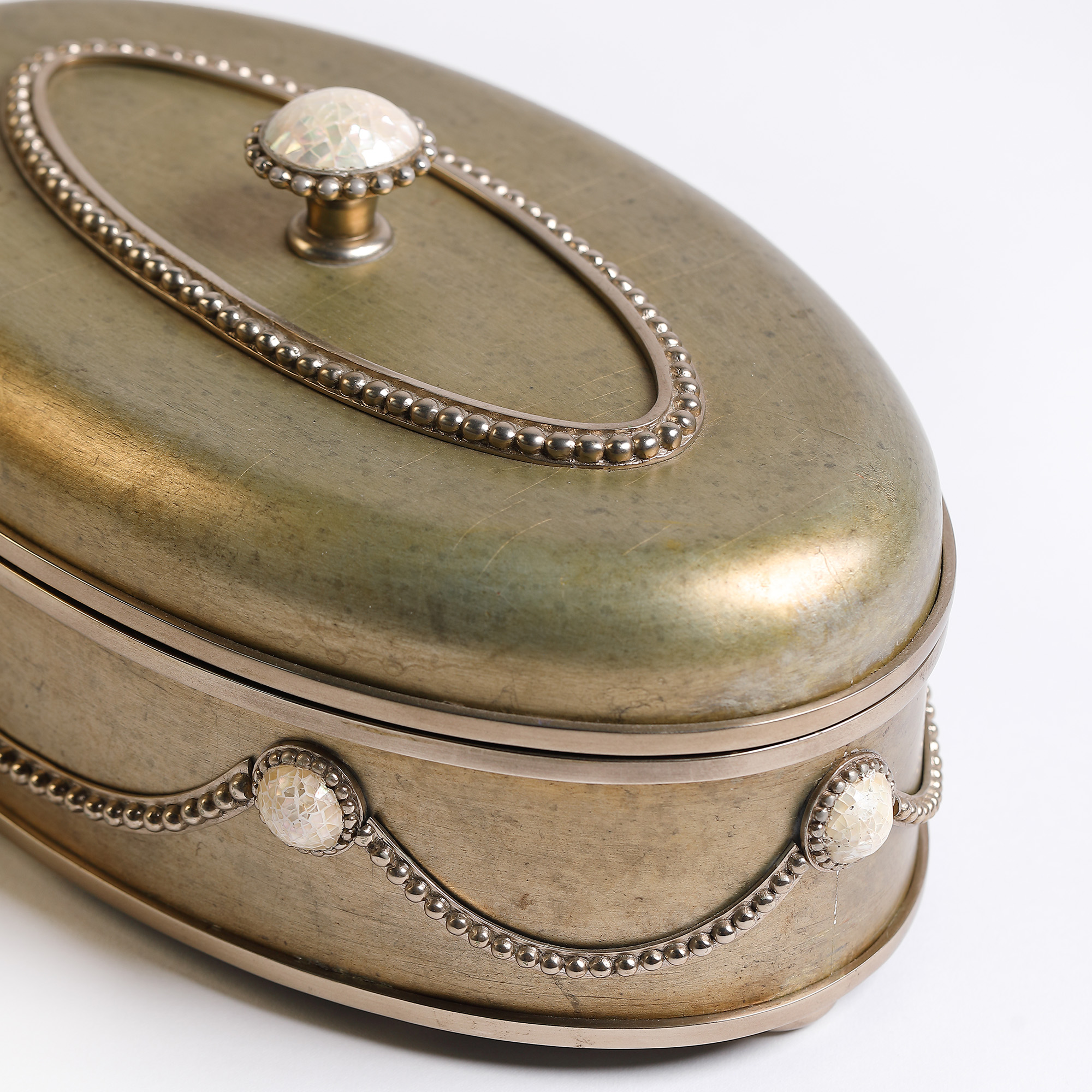 手彫り細工 高級ジュエリーボックス