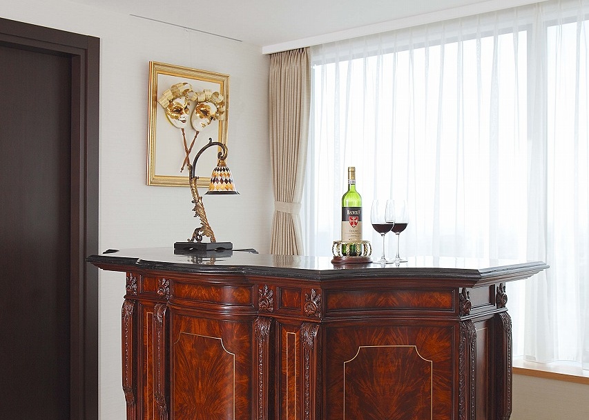 自宅バーカウンター